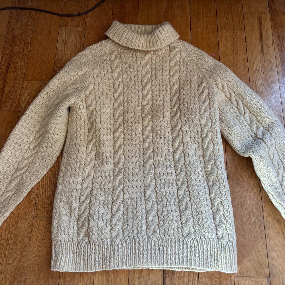 Beautiful Vintage Newfoundland Weavery Wool cream cable roll neck sweater
